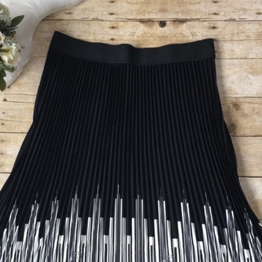 LulaRoe Jill Skirt